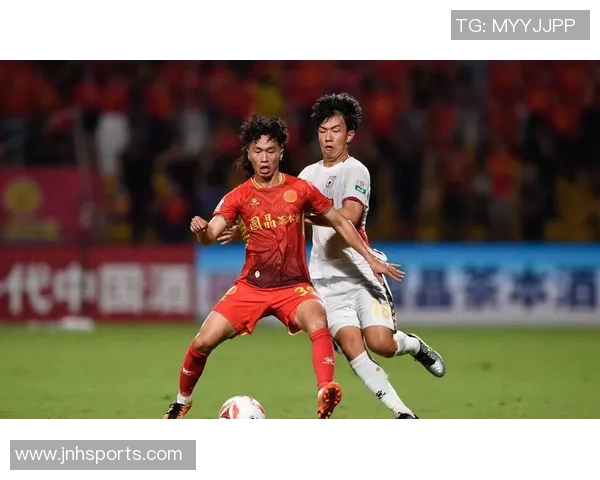 王博豪谈荷乙经历称新位置锻炼价值巨大体能状态良好 王博豪谈荷乙经历称新位置锻炼价值巨大体能状态良好