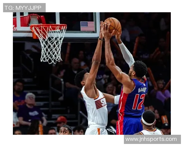 小哈达威下半场发力拿下15分全场贡献17分4篮板2助攻表现亮眼